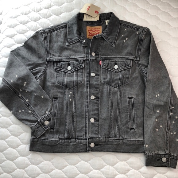 Levis NEW Women Trucker Happy Accident Jacket Size Medium Color Black - pockets - Picture 3 of 9